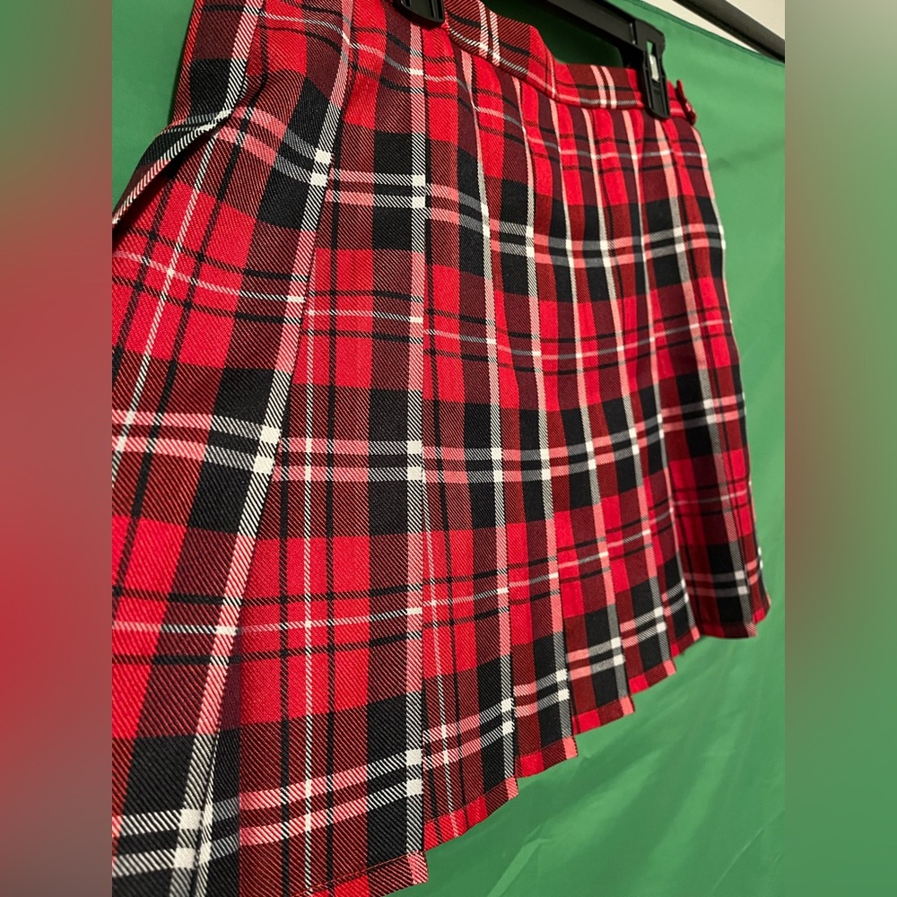 Red Plaid pleated Skirt
